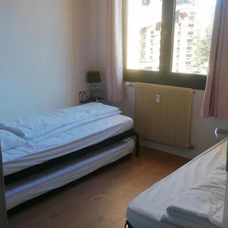 Confortable Et Bien Equipe, Idealement Situe Au Centre De Pra-loup Avec Terrasse Oriente Sud-est - Fr-1-165a-158 Apartment